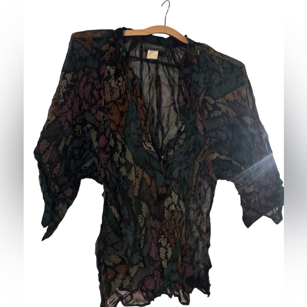 Sheer Leaf-Print V-Neck Blouse in Dark Multi